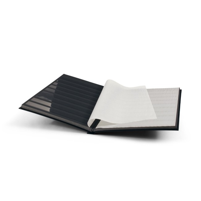 Clasor timbre cu 16file / 32pagini negre, coperta neagra