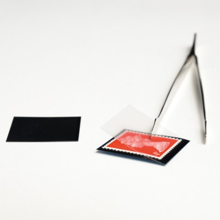 Poșete HAWID pentru timbre 20x26mm, spate negru