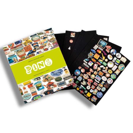 Album GRANDE pentru insigne, pin-uri, cu 4 panouri incluse Album GRANDE pentru insigne, pin-uri, cu 4 panouri incluse