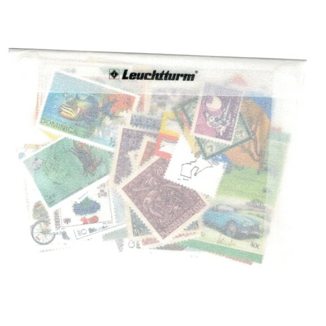 Pachet 50 timbre straine neuzate + 1 colita Pachet 50 timbre straine neuzate + 1 colita