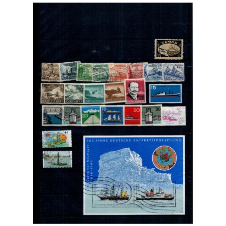 Clasor gros cu o colecție de timbre cu tematica vapoare, navigație, majoritatea stampilate