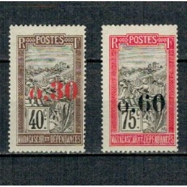 Madagascar 1921 - Uzuale, supratipar valori noi, nestampilate, cu sarniere Madagascar 1921 - Uzuale, supratipar valori noi, nestampilate, cu sarniere