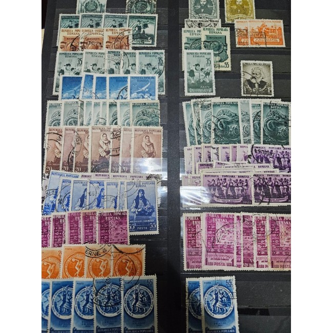 Clasor gros cu o colecție de timbre stampilate Romania 1947-1962, cu dubluri