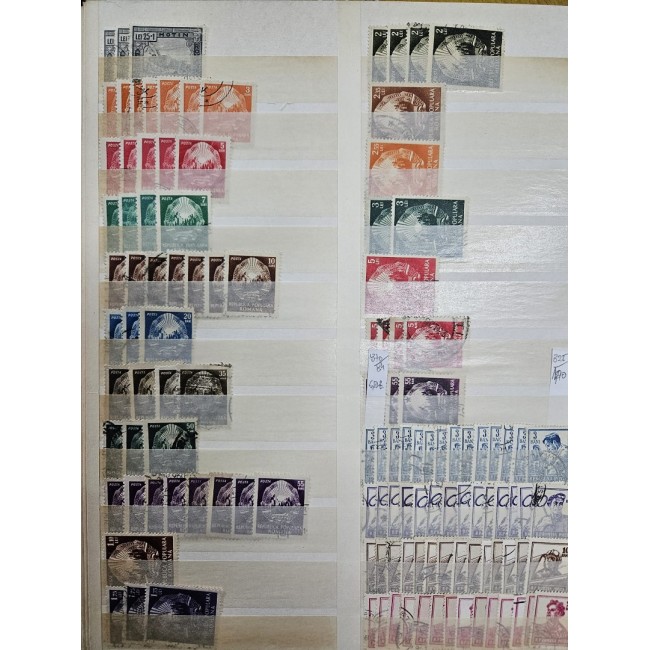 Romania - Colecție veche de timbre stampilate in clasor, in principal anii 1950