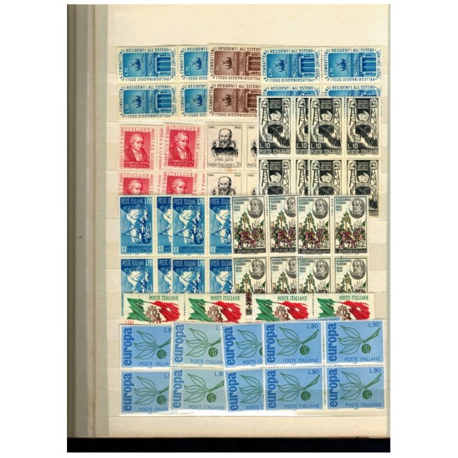 Italia - Colecție timbre vechi neuzate in clasor, cu dubluri