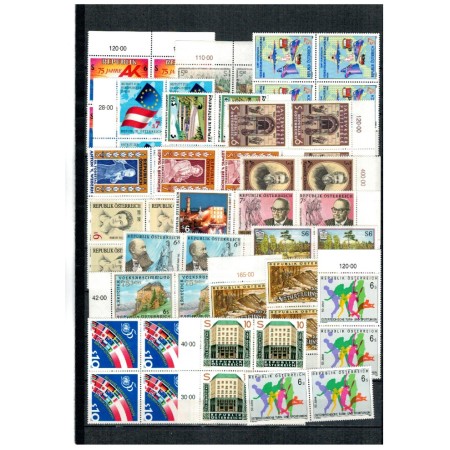 Austria - Lot timbre neuzate, anii 1990, cu dubluri