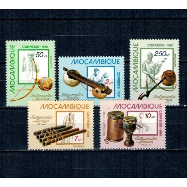 Mozambic 1981 - Instrumente muzicale, serie neuzata