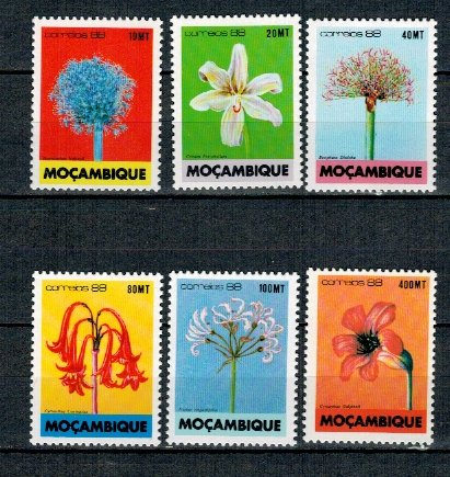 Mozambic 1988 - Flori, serie neuzata